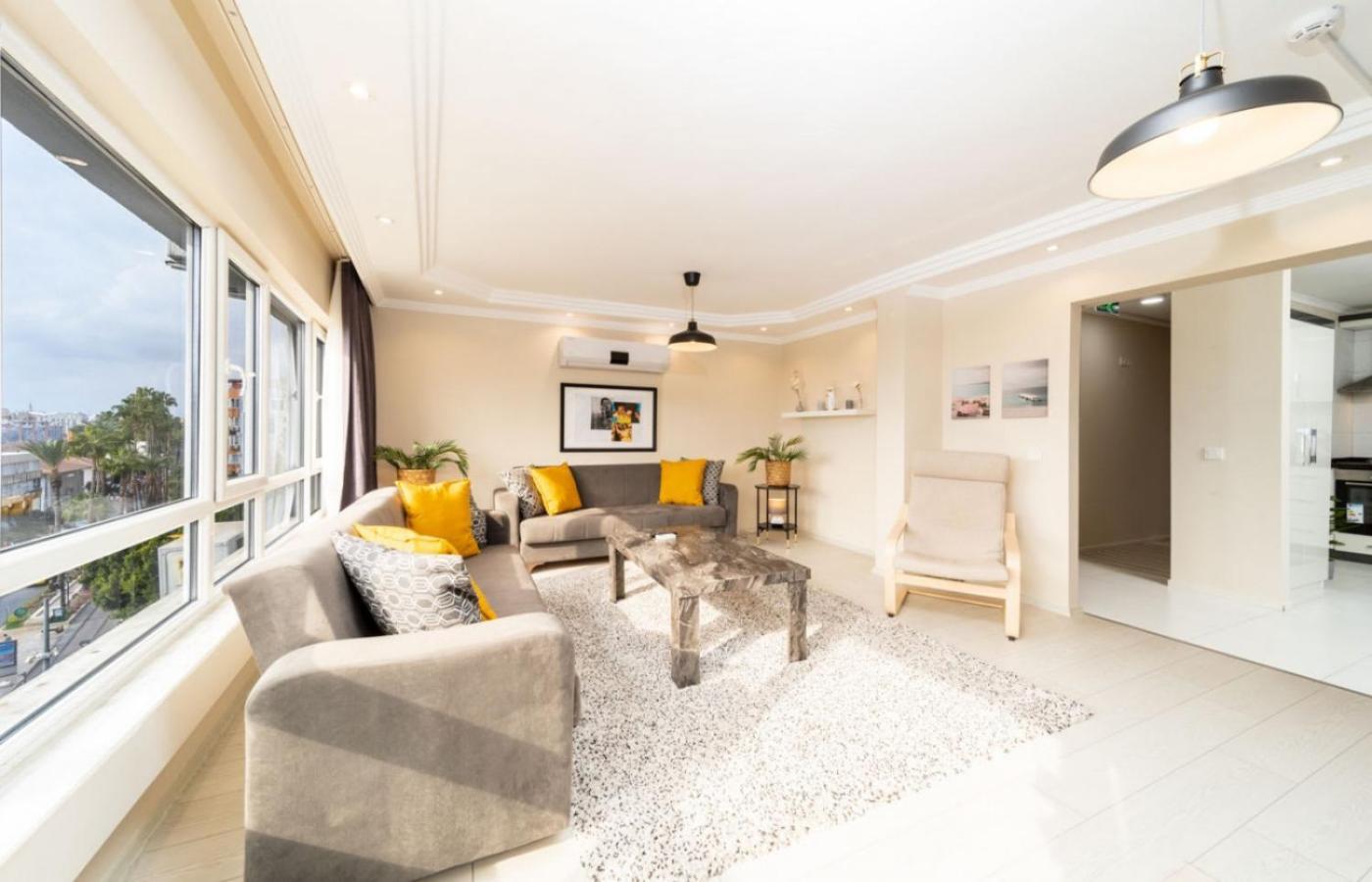 Appartement Exquisite Flat With Sea View Near Hadrian Gate *