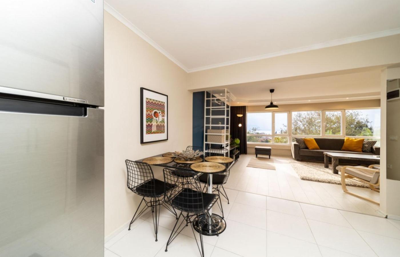 Exquisite Flat With Sea View Near Hadrian Gate Apartament